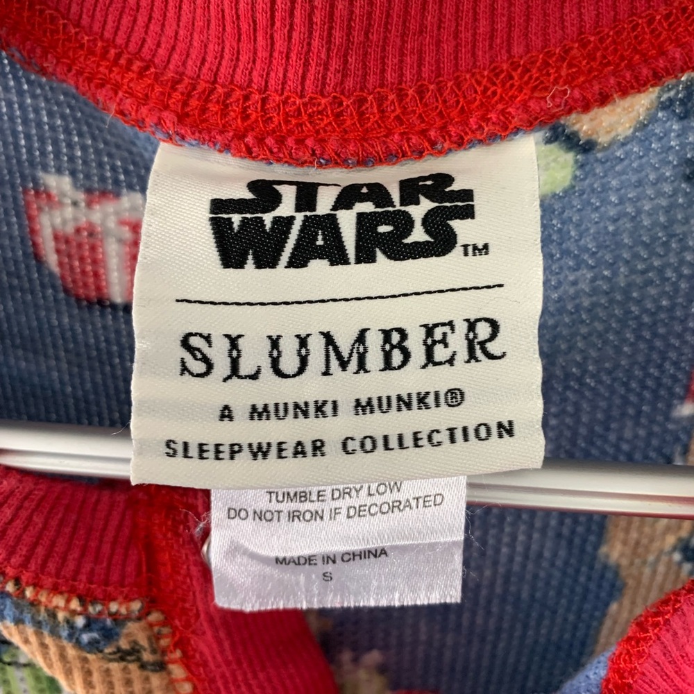 Star Wars Chewbacca One Piece Holiday Pajamas / Adult Size Small - Picture 11 of 12